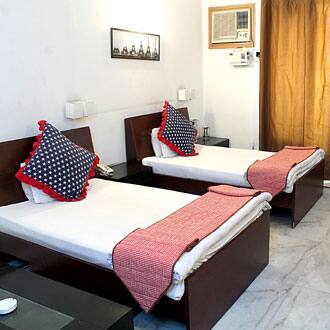 Luxury Suites and Hotels Jacaranda Marg, Hansi 3